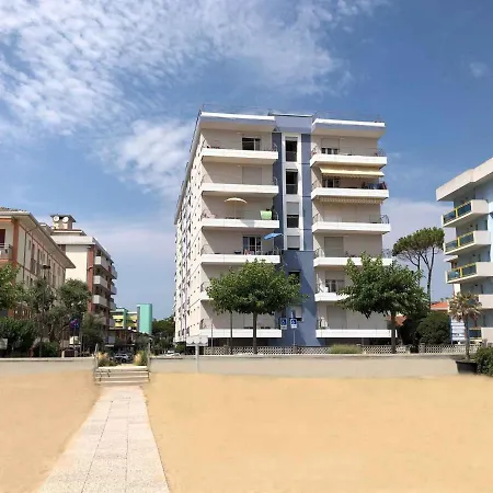 Apartment In 35831